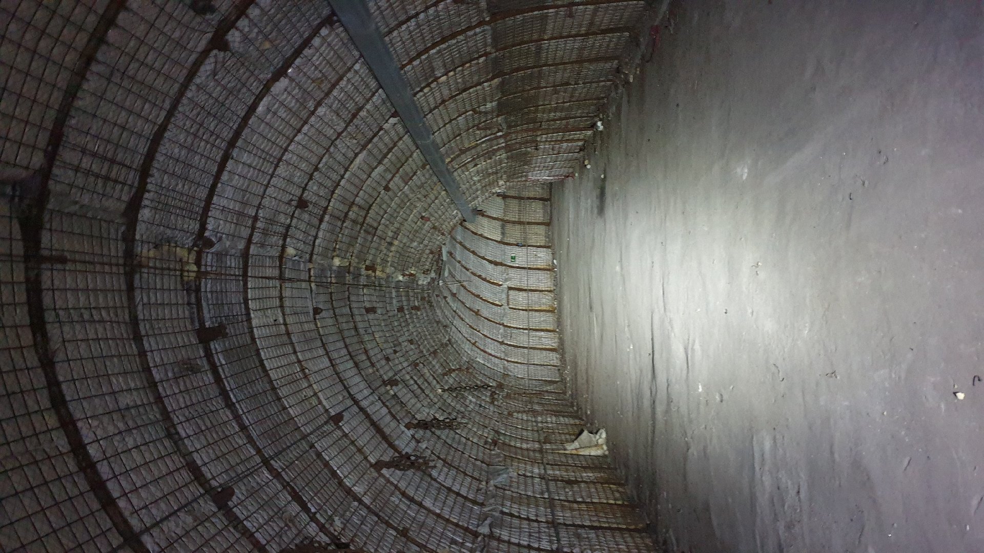 Verlassener Ort NRW â Werkshalle mit Urban Exploration Motiv
